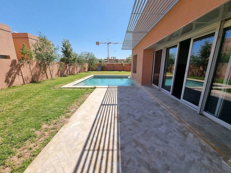 Villa contemporaine 3 chambres axe Tahanaout-1