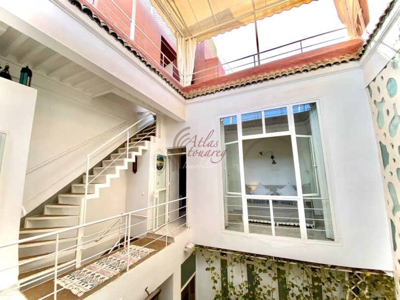 RIAD MODERNE DE 3 CHAMBRES AVEC PISCINE À BAB DOUKKALA MARRAKECH MÉDINA-8