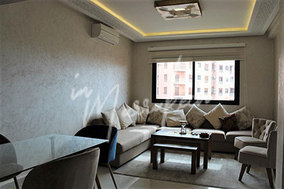 Appartement à  la location dans une petite résidence avec piscine-4