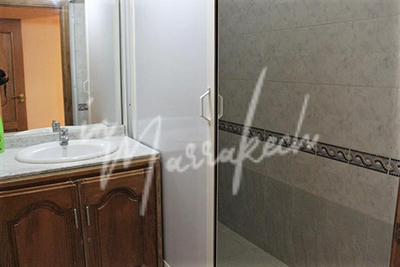 Appartement de 2 chambres en plein centre ville-11