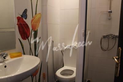 Appartement semi-meublé à louer sur mabrouka