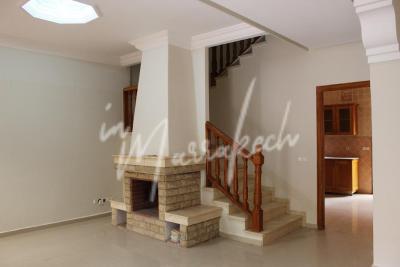 Villa de 4 chambres dans une résidence avec piscine