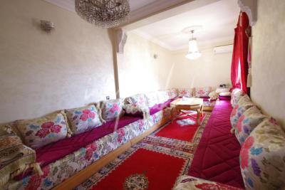 Villa de 4 chambres à louer  dans un nouveau quartier de azzouzia