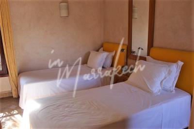 Coquette villa riad de 2 chambres à vendre à la palmeraie