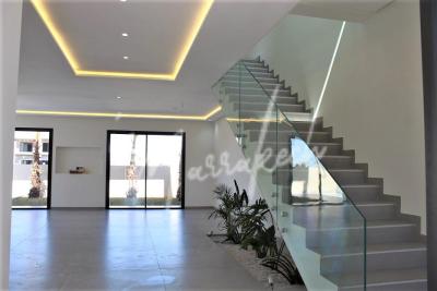 Magnifique villa moderne de 4 chambres