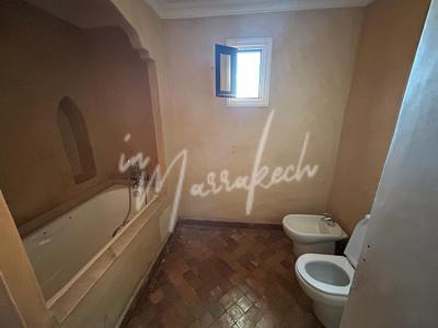 Villa de trois chambres avec piscine à louer