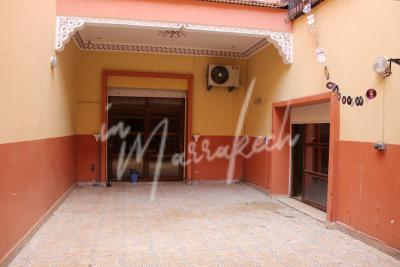 Spacieux dupkex à usage commercial sur Victor-hugoe