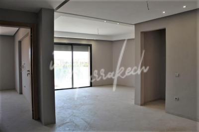 Appartement de deux chambres à louer vide