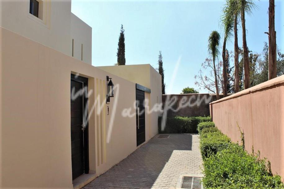Belle villa de 4 chambres sur  Golf AL MAADEEN-2