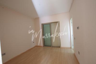 Magnifique 3 chambres  vide avec vue sur golf