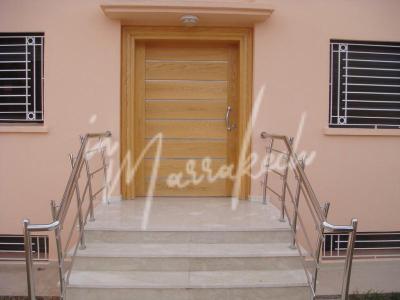 Belle villa avec un jardin à louer sur la route de casablanca