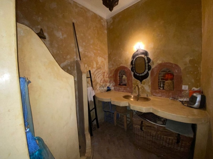 VENTE RIAD DE 4 CHAMBRES À DERB DABACHI MARRAKECH MÉDINA-9