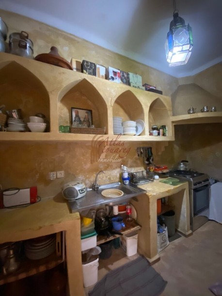 VENTE RIAD DE 4 CHAMBRES À DERB DABACHI MARRAKECH MÉDINA-8