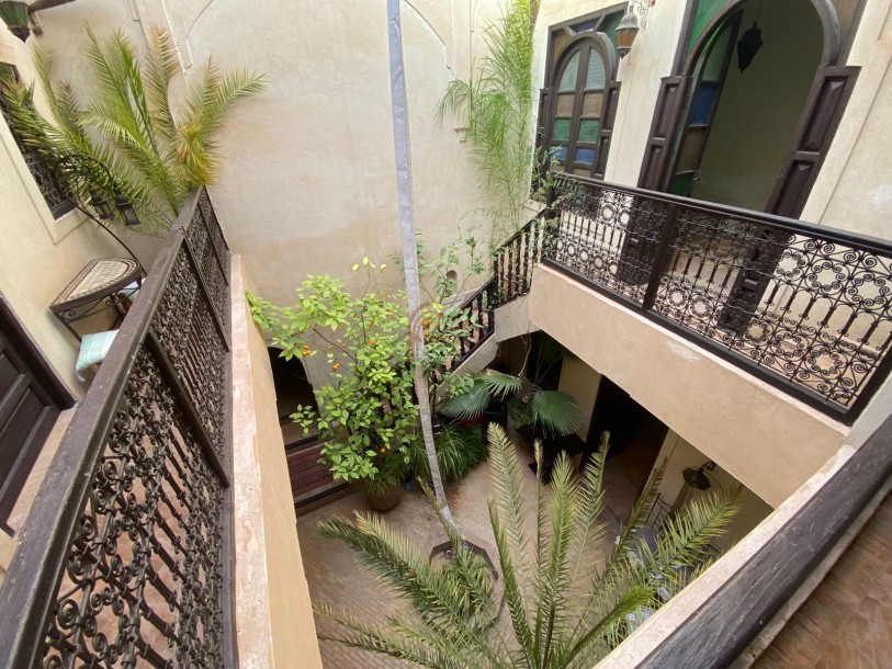 VENTE RIAD DE 4 CHAMBRES À DERB DABACHI MARRAKECH MÉDINA-15