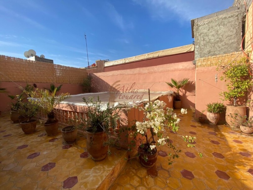 VENTE RIAD DE 4 CHAMBRES À DERB DABACHI MARRAKECH MÉDINA-12