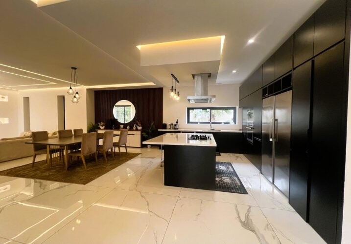 Villa contemporaine meublée 4 chambres Route d'Ourika-1